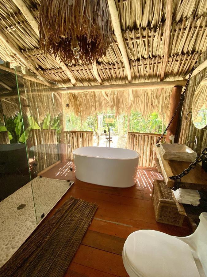 Nuscaa Boutique Tree House & Spa 호텔 푸에르토 모렐로스 외부 사진