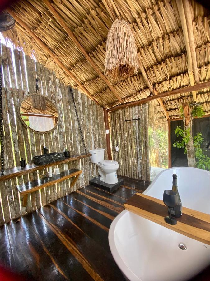 Nuscaa Boutique Tree House & Spa 호텔 푸에르토 모렐로스 외부 사진